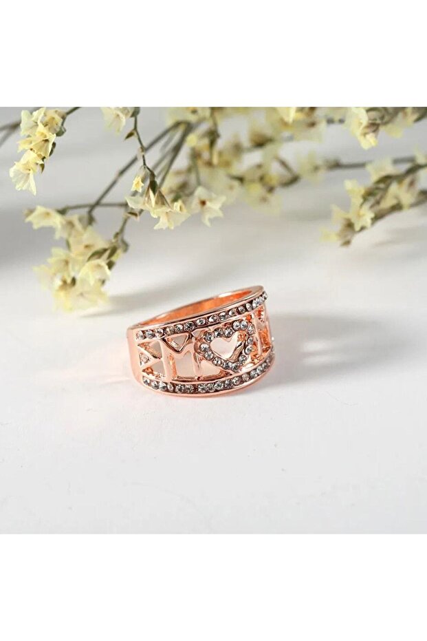 Stylish and Elegant Heart Ring with Stone