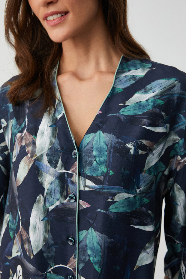 طقم قميص بنقشة أوراق الشجر - 3