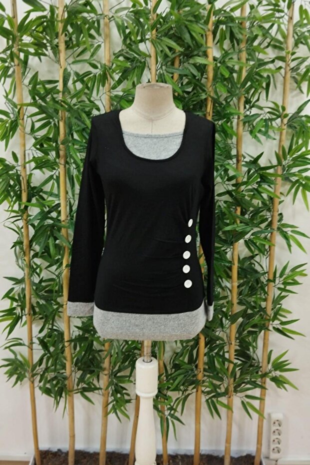 بلوزة فيسكوز بياقة دائرية وأزرار جانبية - أسود - 4