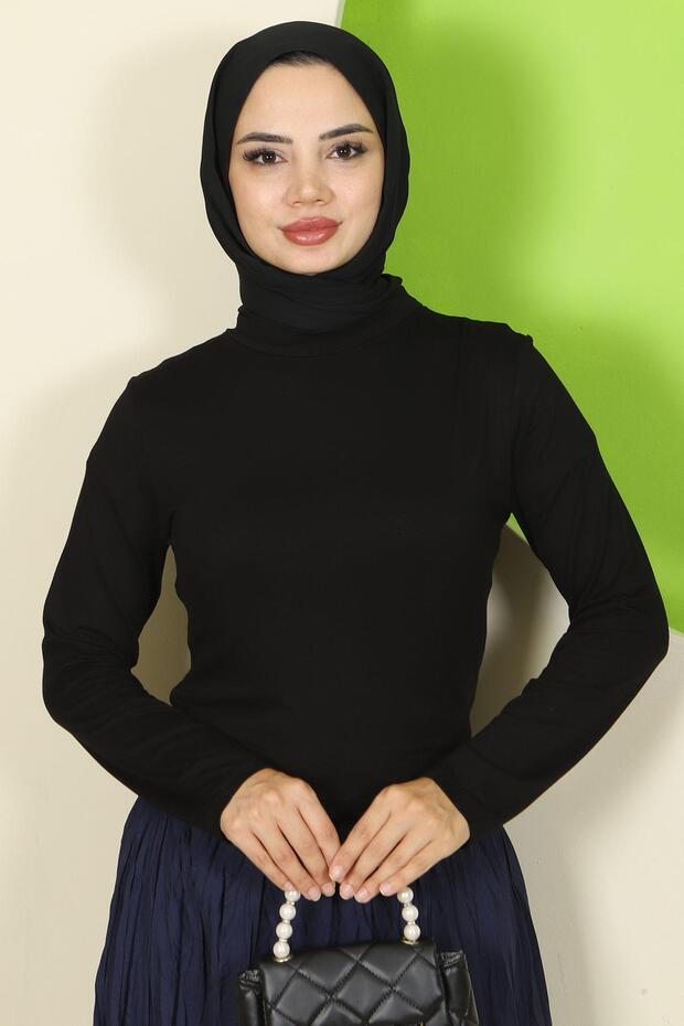 بدلة رياضية بياقة دائرية سوداء اللون HM2822