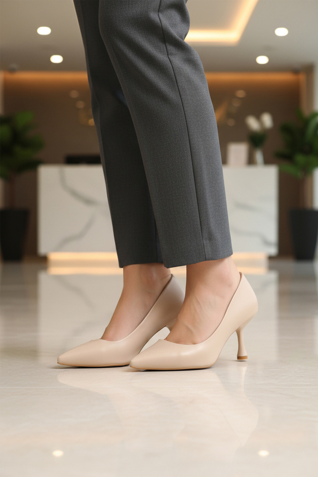 Beige Suede Women's Thin Short Heeled Evening Dress Shoes 695033 Z