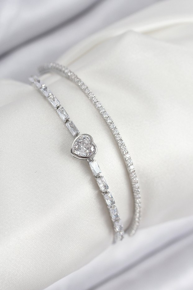 Brass Zircon Stone Heart Model Silver Color Women's Bracelet - Tj-Bb7874
