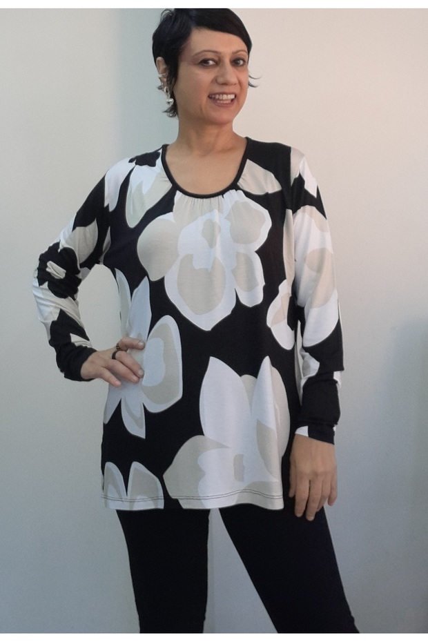 Black and White Ecru Floral Print Front Gathered Long Sleeve Combed Viscose T-Shirt