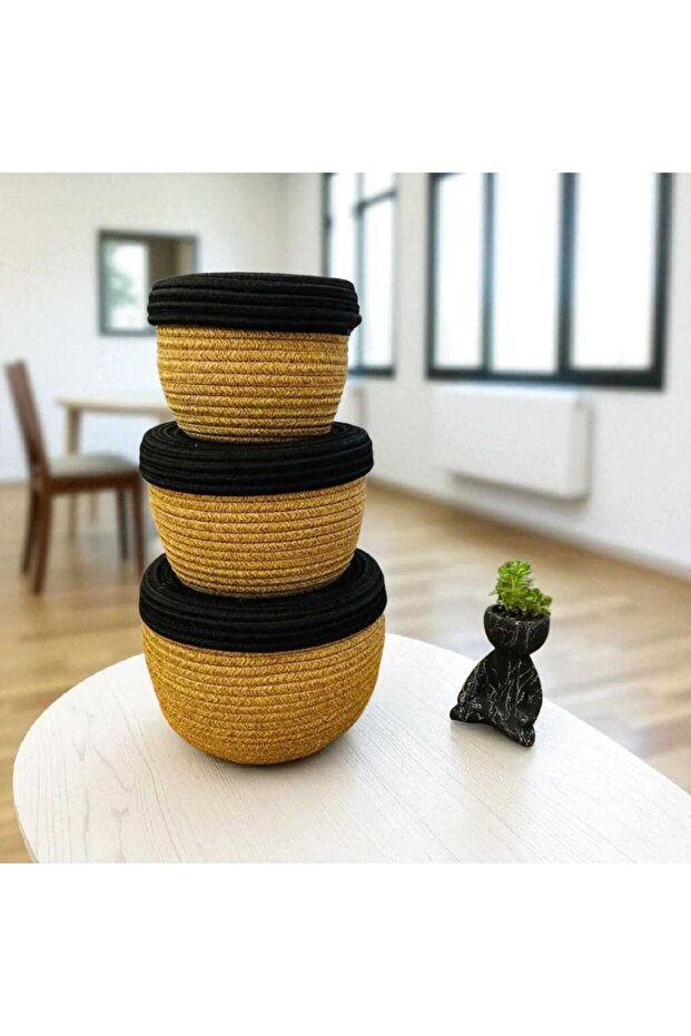 Wicker Lid Basket Set of Three Wicker Bamboo Basket