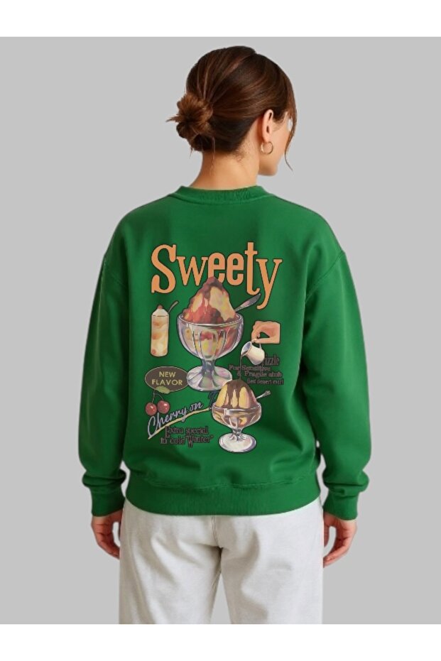 سويت شيرت بأكمام طويلة للجنسين من Sweety Ice Cream مطبوع عليه رقبة دائرية