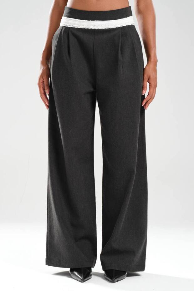 Women's Lace and Pleated Detailed Design Trousers