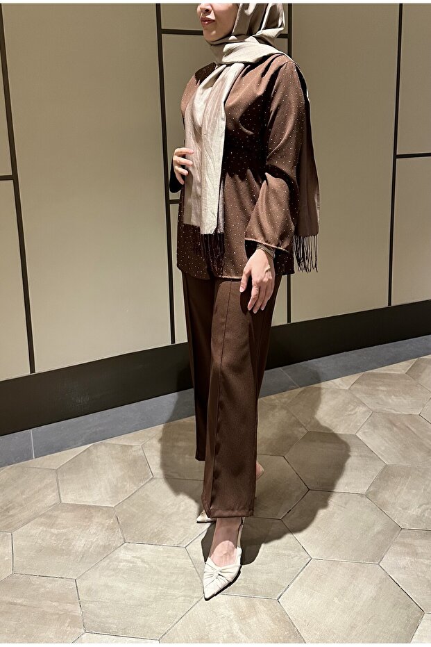 طقم حجاب مزين بالترتر - 2