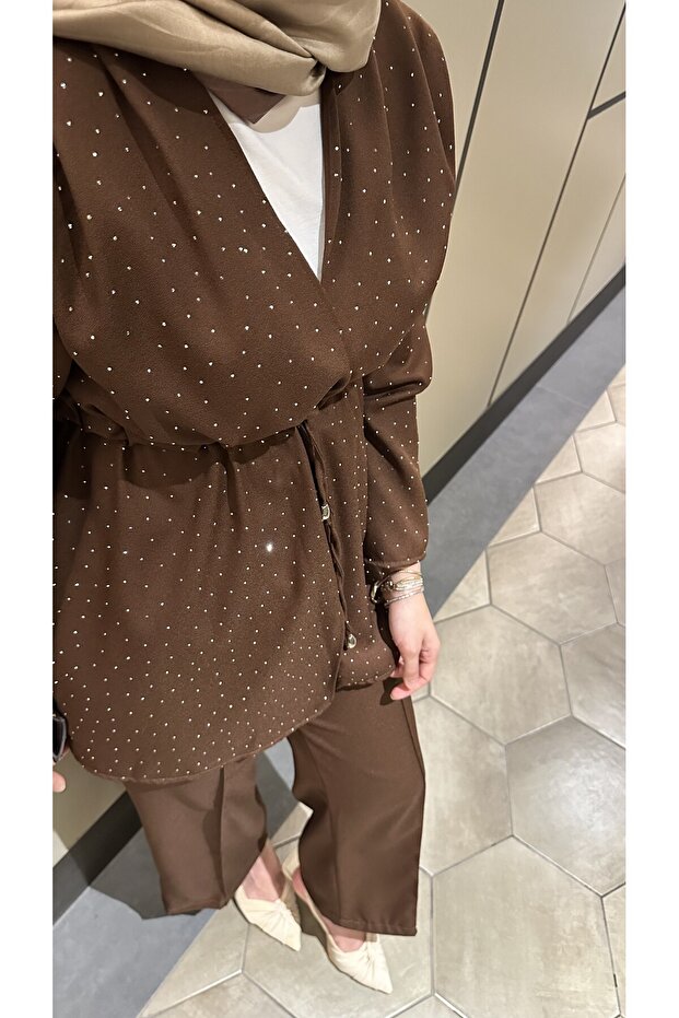 طقم حجاب مزين بالترتر - 5