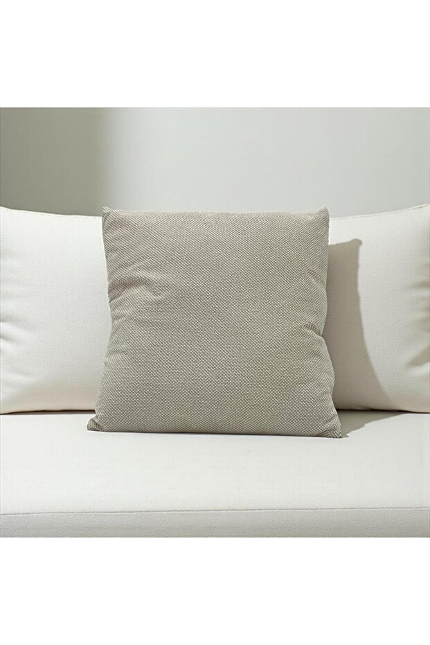 Elegant decorative pillow