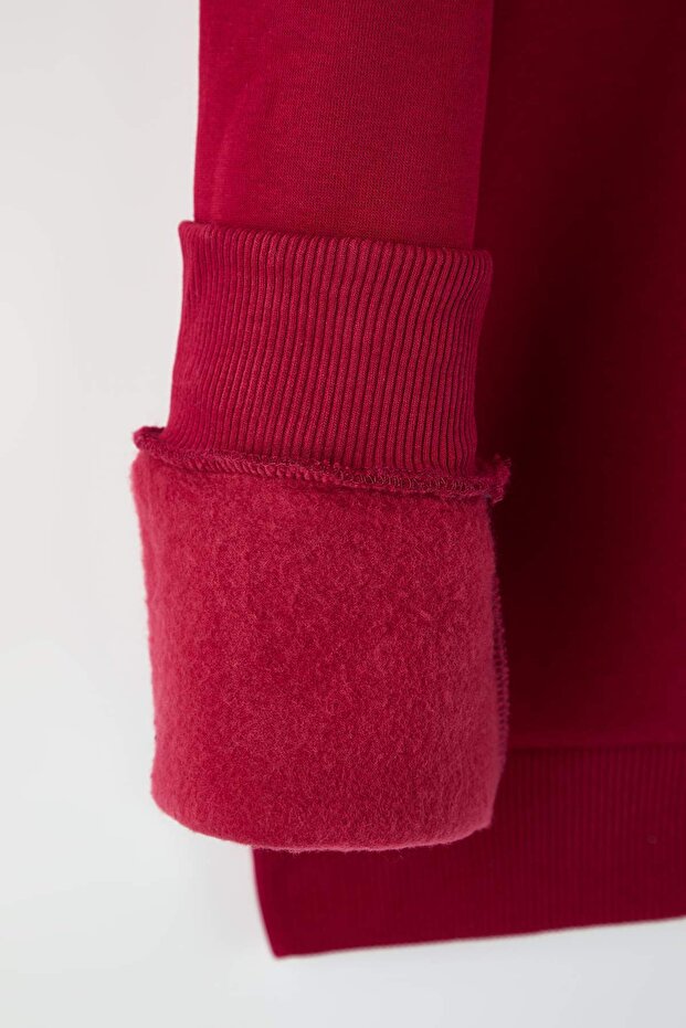 Kırmızı Yeni Oversize/Geniş Kesim Yonca Baskı Detaylı Kalın/İçi Polar Sweatshirt TMNAW26SW00024 - 8