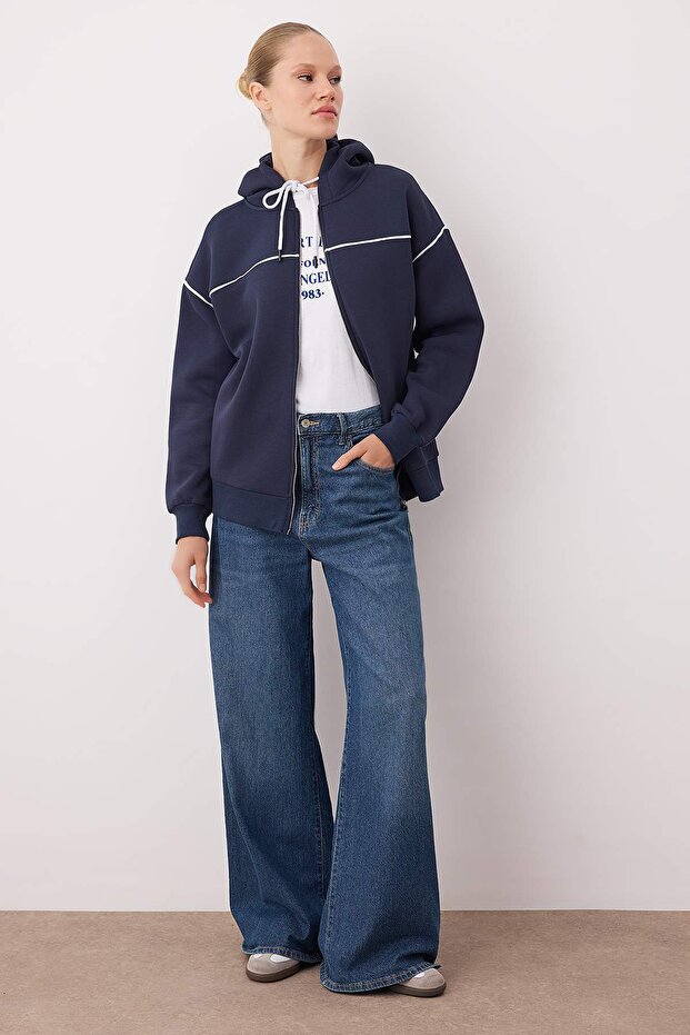 Lacivert Kapüşonlu ve Biye Detaylı Oversize/Geniş Kalıp Örme Sweatshirt TWOAW26SW00106 - 2