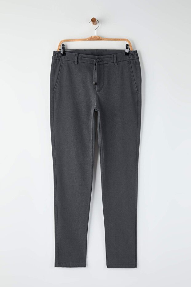 Siyah Erkek Regular Fit Dokulu Rahat Pantolon TMNAW26PL00007 - 5