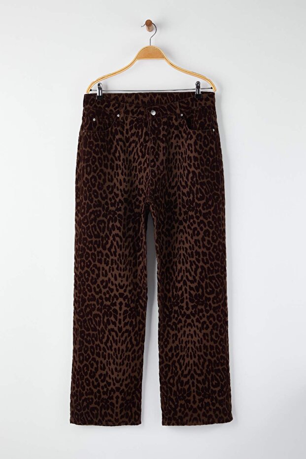 Kahverengi Süet Görünümlü Leopar Desenli Yüksek Bel Büyük Beden Wide Leg Jeans TBBAW26CJ00045 - 5