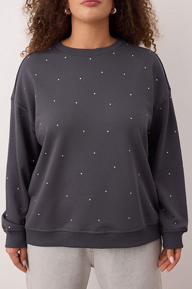 Antrasit Kalın Taşlı Detaylı Örme Büyük Beden Sweatshirt TBBAW24SW00000 - 3