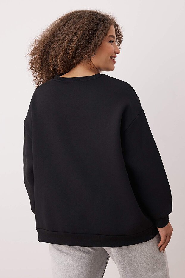 Siyah Oversize/Rahat Kesim Basic Bisiklet Yaka Kalın/İçi polarlı Örme Sweatshirt TBBAW25AO00008 - 4