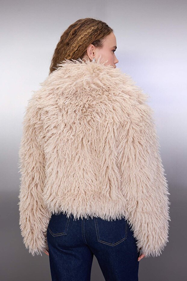 Beżowy oversize'owy wzór futra TWOAW26MO00051 - 4