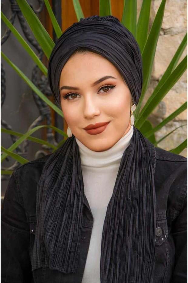 Siyah Piliseli Atkılı Bone - 1