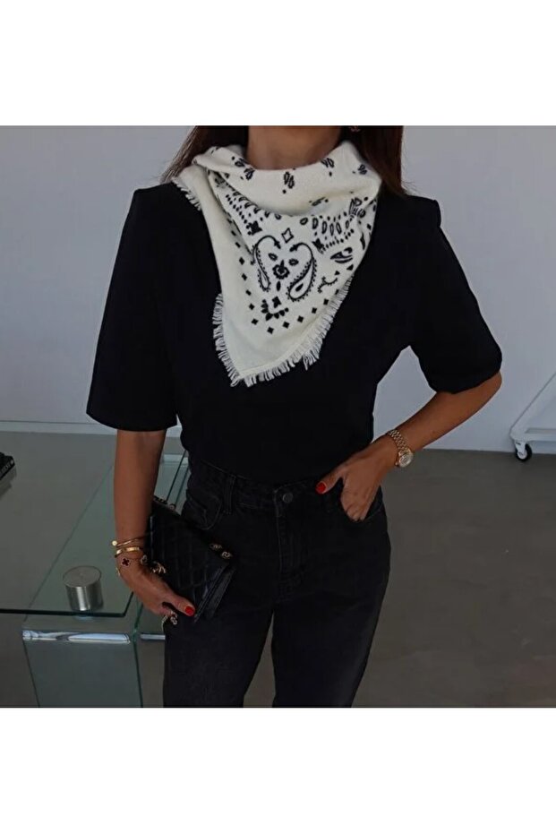 Omuzu Vatkalı Basic Tişört - 6