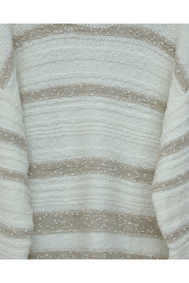 سترة تريكو منسوجة بنمط خطوط سميكة - أبيض - 4