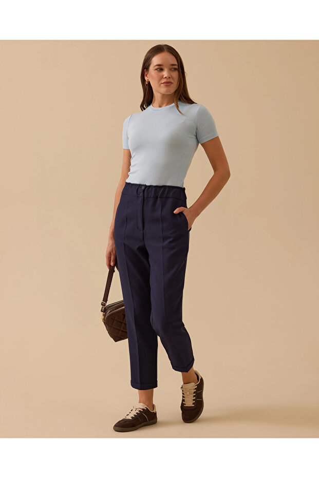 Yuvarlak Yaka Kısa Kollu Basic Tişört - 1