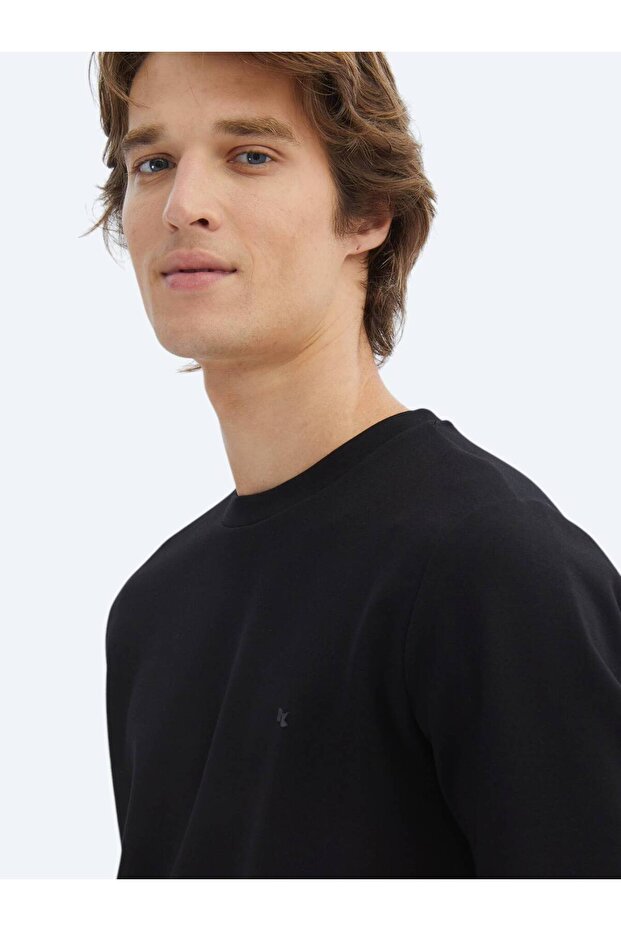 Siyah Bisiklet Yaka Sweatshırt - 3