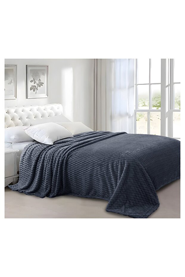 Flannel Blanket 220x240cm Assorted - 1