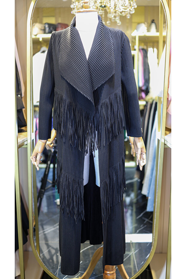 Siyah Renk Pardesü - 3