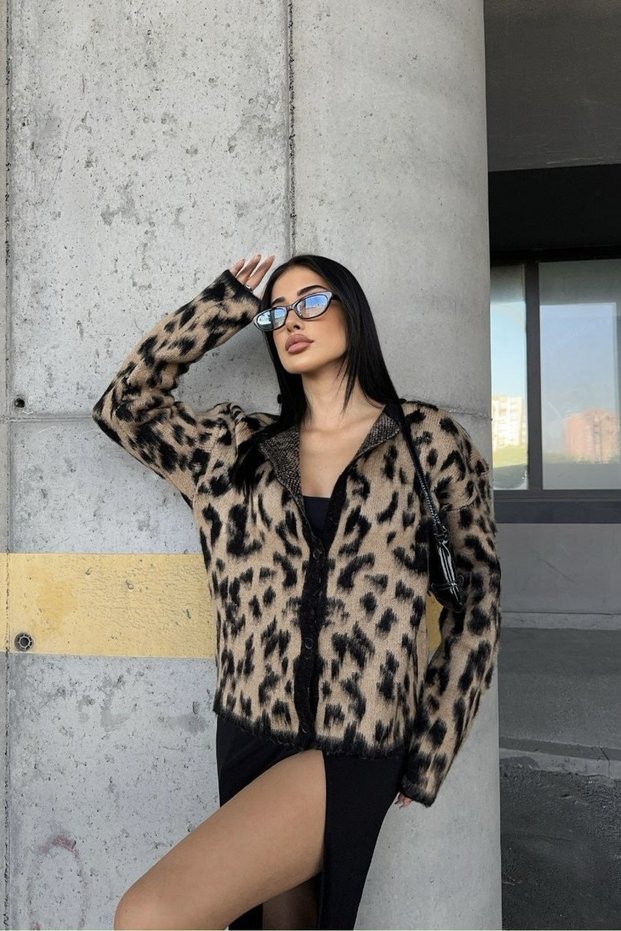 Leopard Patterned Crew Neck Knitwear Cardigan Aw25Hi0040