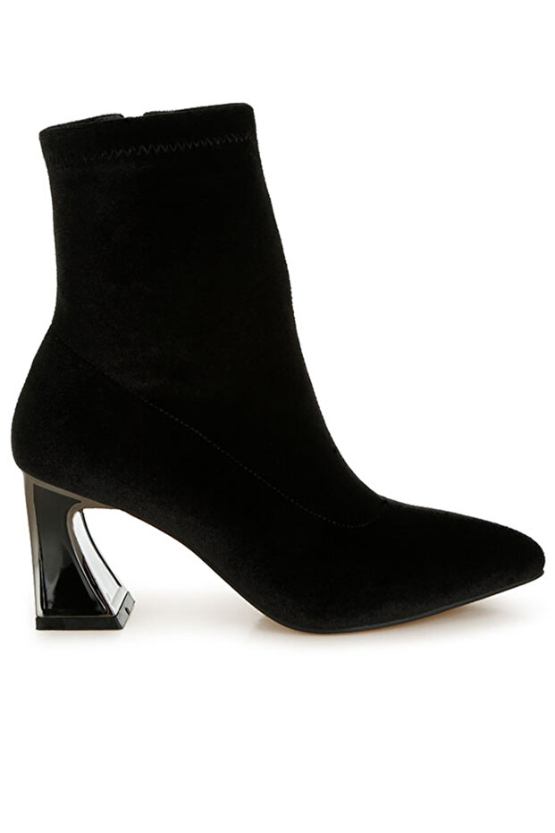 Women Flared Block Heel Velvet Boots in Black