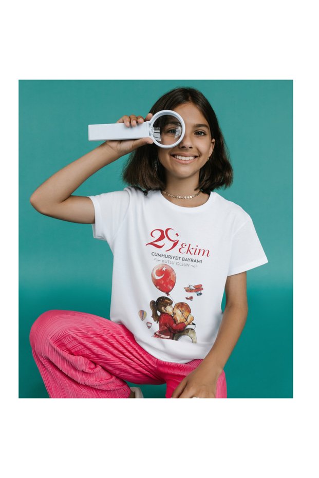 29 October Children's T-Shirts Unisex White T-Shirt