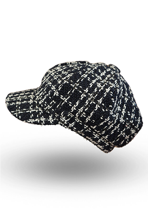 Elegant wool-lined hat - 1