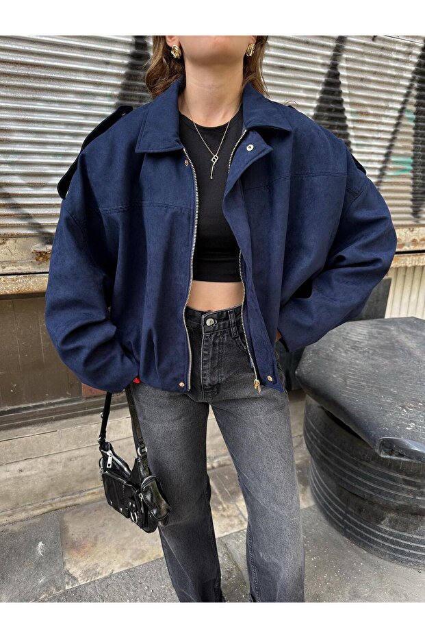 سترة بومبر كبيرة الحجم من الجلد الناعم - 4