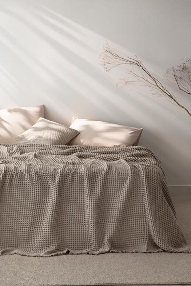 Yeni Sezon Beatrice Çift Kişilik Yatak Örtüsü - BEJ - 1