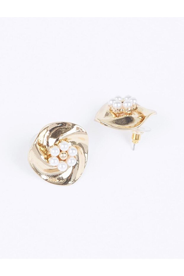 Altın Rengi İnci Detaylı Sarmal Küpe - 3
