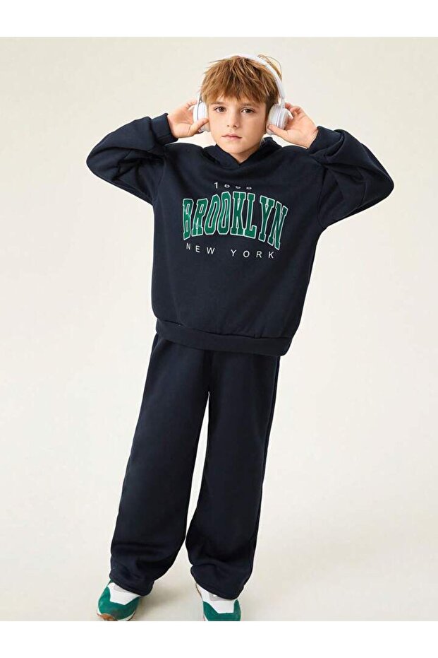 Boy's Brooklyn Printed Navy Blue Hooded Sweatshirt-Loose Fit Navy Blue Tracksuit Set