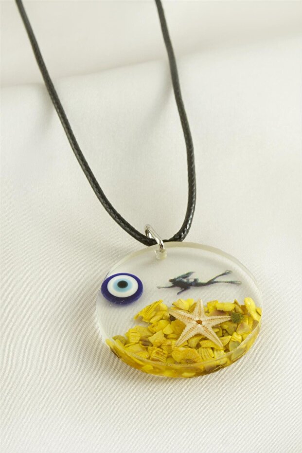 Starfish Round Epoxy Necklace