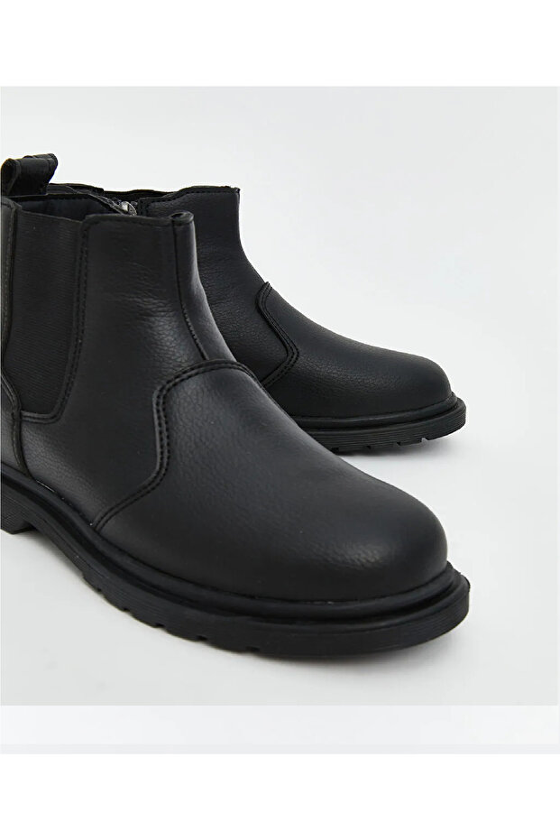 LCW STEPS Siyah Deri Görünümlü Fermuarlı Erkek Çocuk Bot - 1