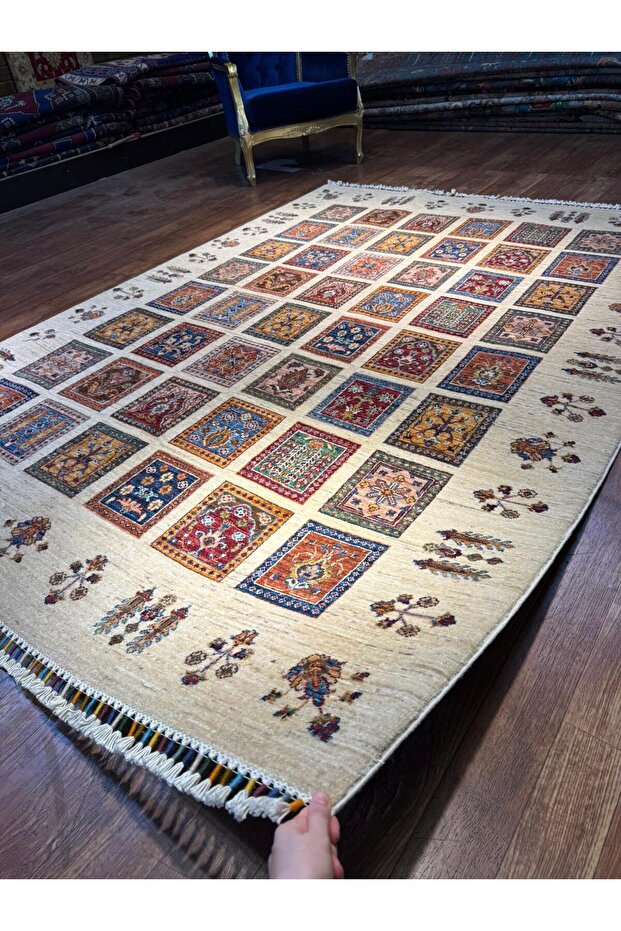 El dokuma Afgan halısı - 4