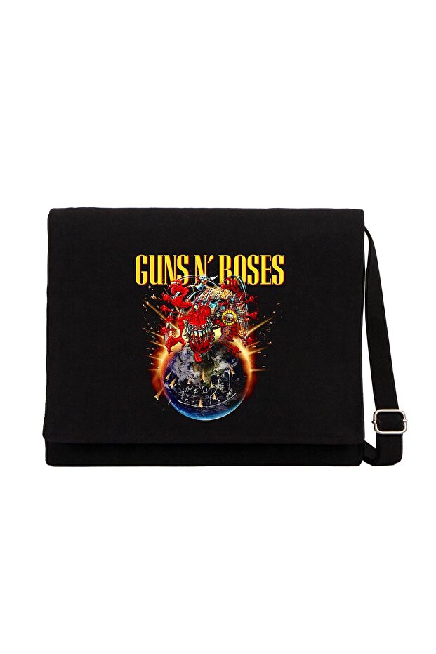 حقيبة ماسنجر من القماش الأسود لجولة Guns N Roses 2025