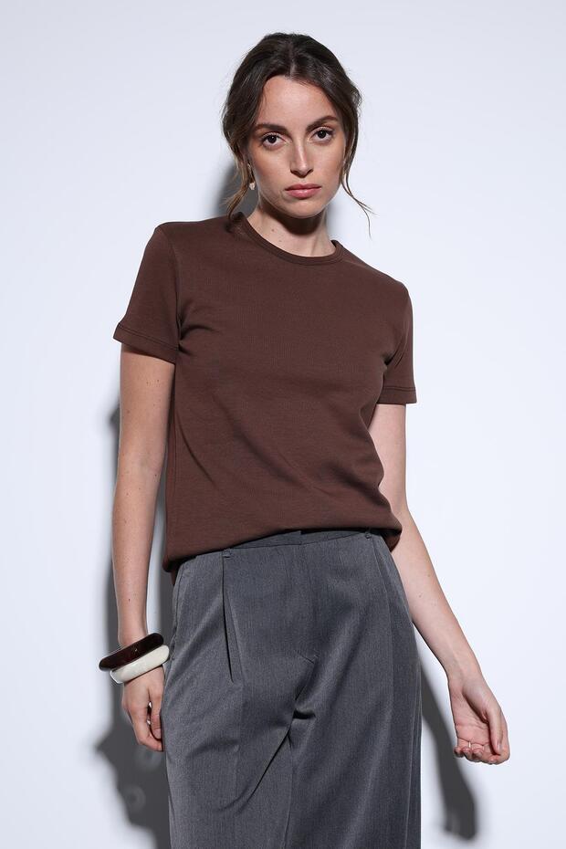 Kahve Basic Kadın T-Shirt - 1