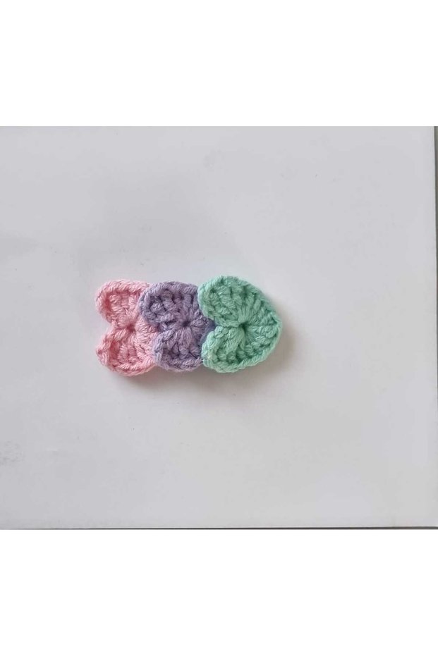 Hairless Baby Clip – Newborn Baby Girl Snap Clip (Hand-Knitted with Heart Detail)