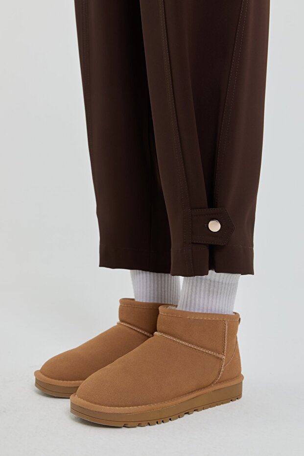 Buttoned Cuff Trousers Brown - 3