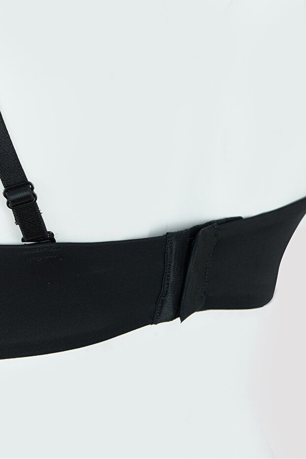 حمالة صدر بدون حمالات باللون الأسود - 3