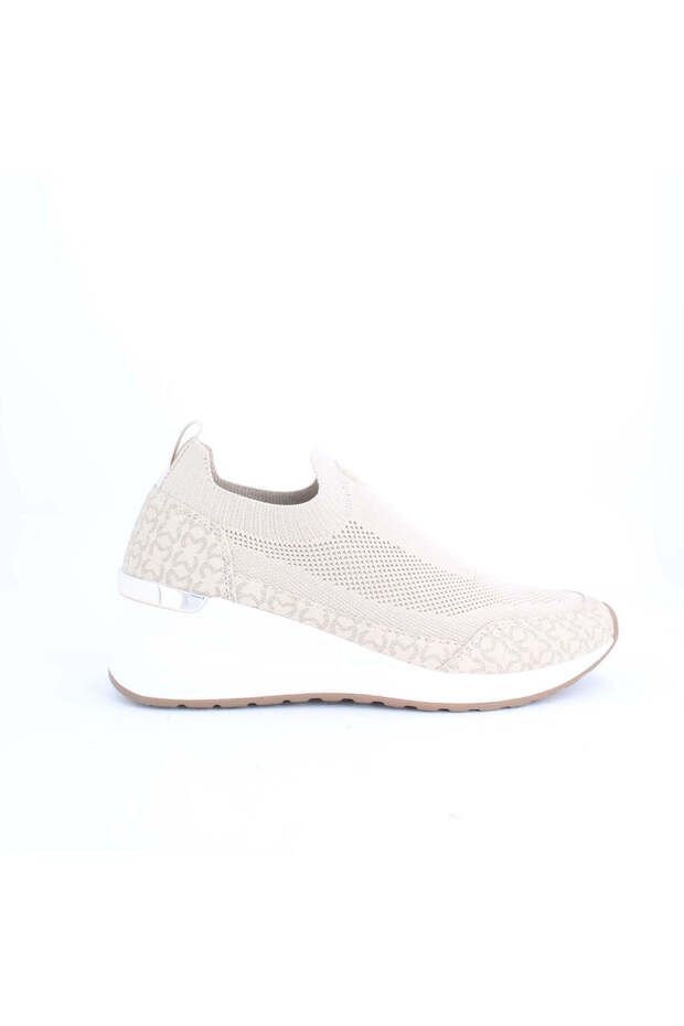 أحذية دييسي الرياضية - 1