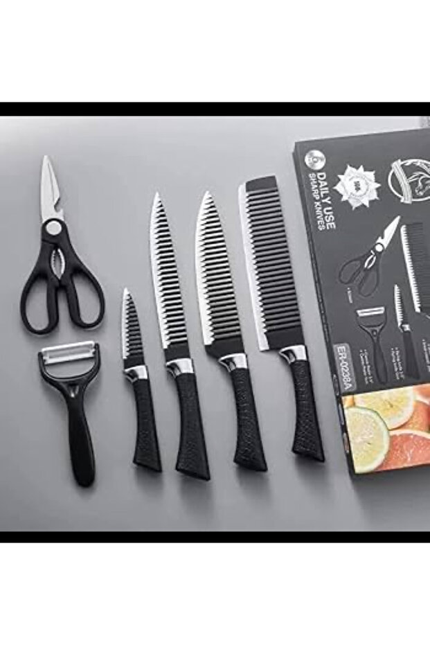 Knife set consisting of a set of kitchen tools designed for everyday use. - 3