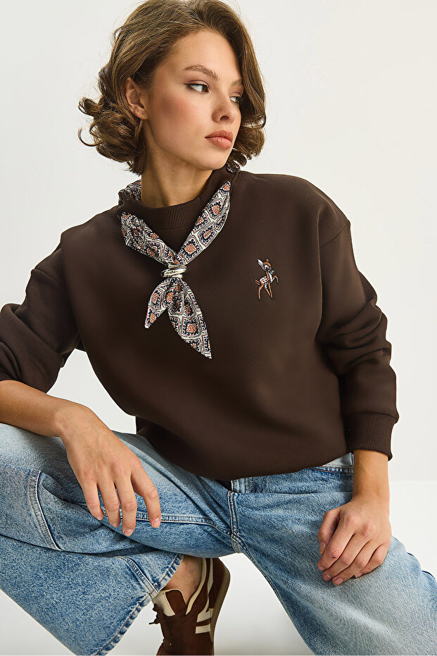 Women's Bitter Brown Scarf Detailed Ceylan Embroidered Three Thread Shardonlu Oversize Sweatshirt 6916 60283615