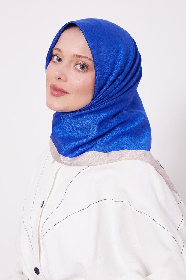 وشاح ساكس بنمط حلقة مونوغرام - 3