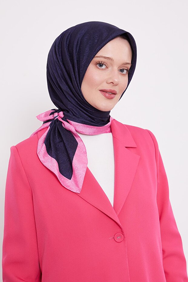 وشاح بنمط حلقة الفوشيا - 3