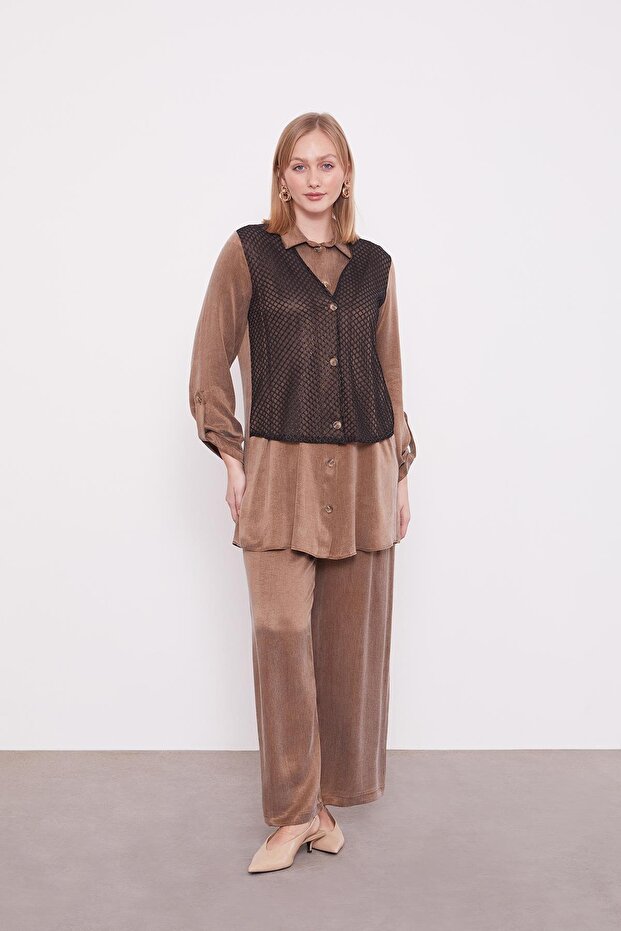 Camel File Detailed Cupra Double Suit