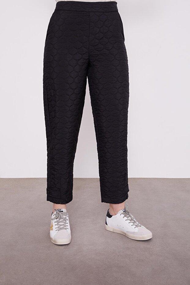 طقم مزدوج مبطن باللون الأسود - 6